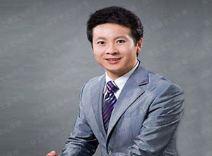 深圳南方電視臺主持人  石強